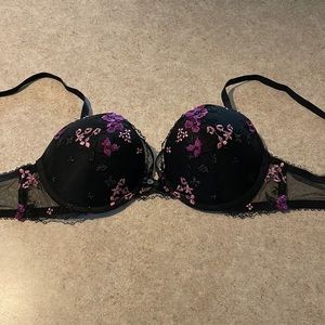 Victoria Secret very sexy push up black 34B
